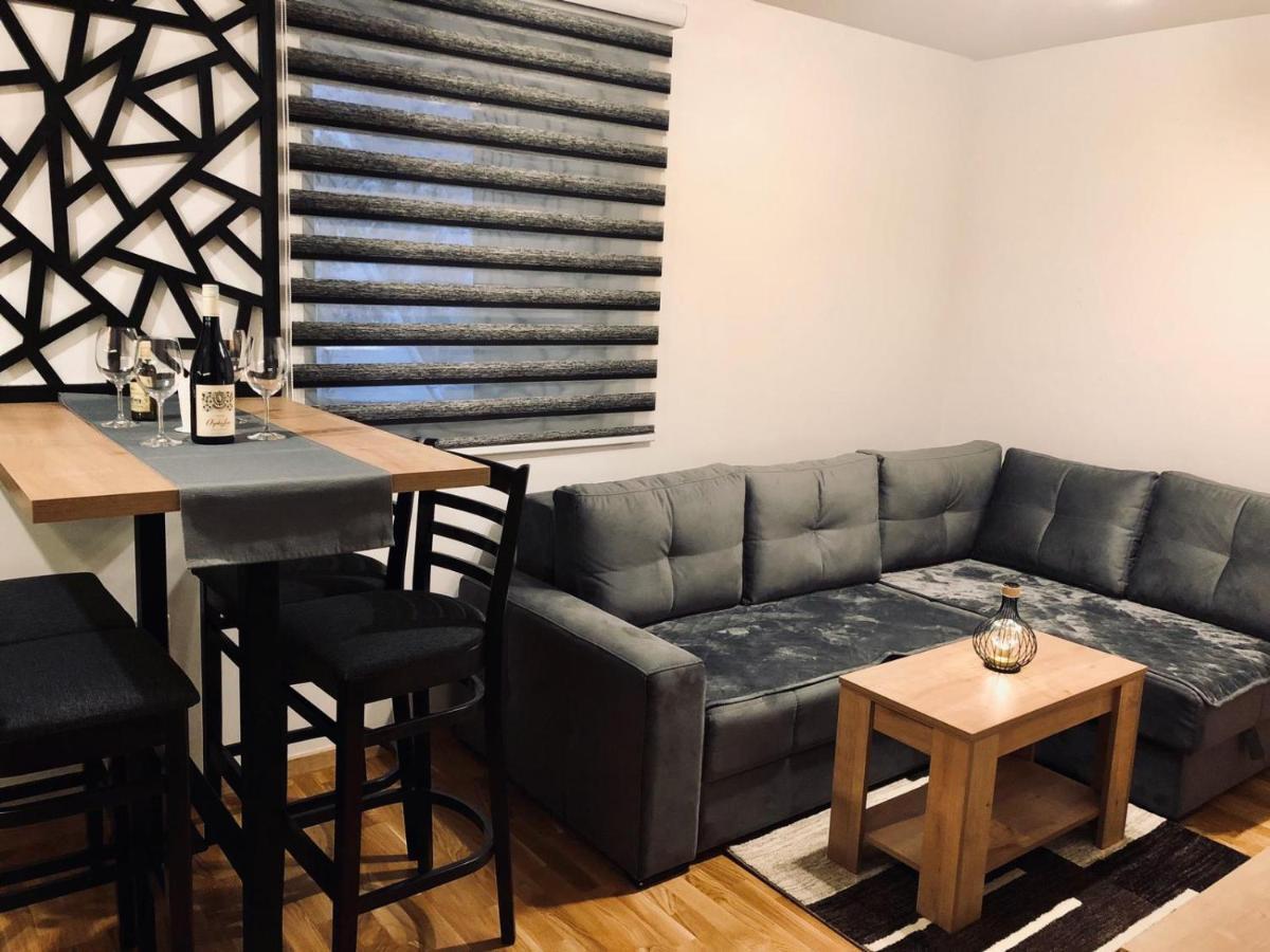 Am Apartment ياهورينا المظهر الخارجي الصورة