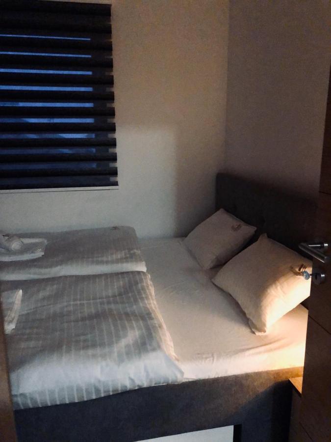Am Apartment ياهورينا المظهر الخارجي الصورة