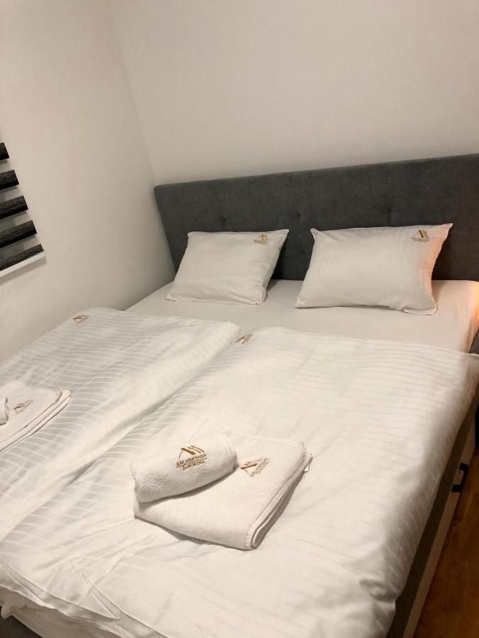 Am Apartment ياهورينا المظهر الخارجي الصورة